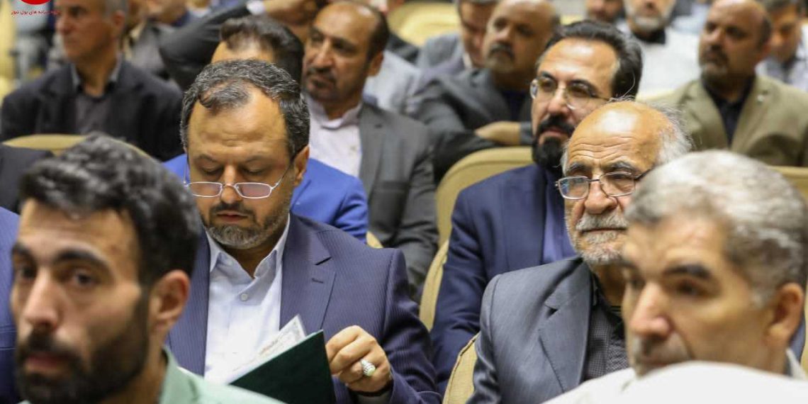 ترحیم هفتمین روز در گذشت مادر همسر دکتر منوچهر متکی از دریچه دوربین پول‌نیوز (+ عکس)